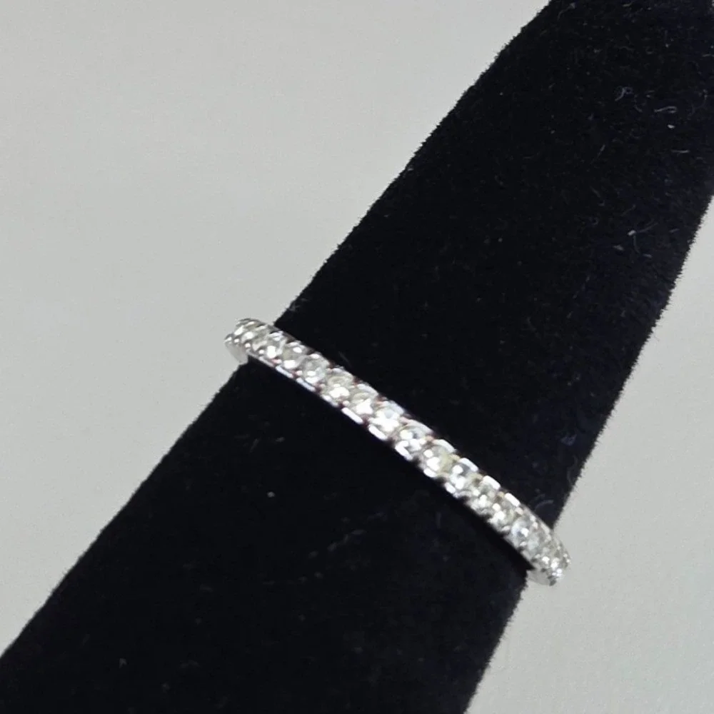 Silver Tone Cubic Zirconia Eternity Band Stackable Ring Size‎ 7